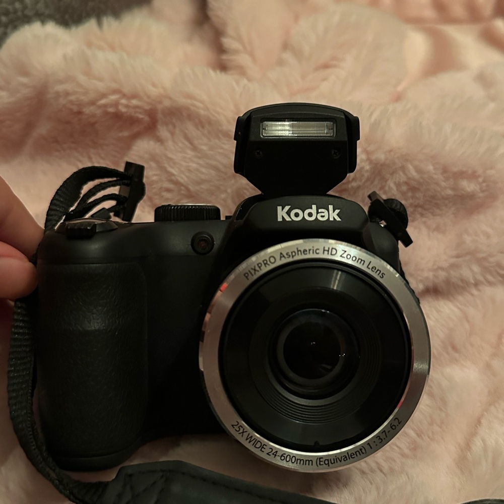 Kodak Black Digital Camera with Ergonomic Grip and Built-in Flash